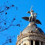 Escultura de Ganímedes a La Unión y El Fénix.