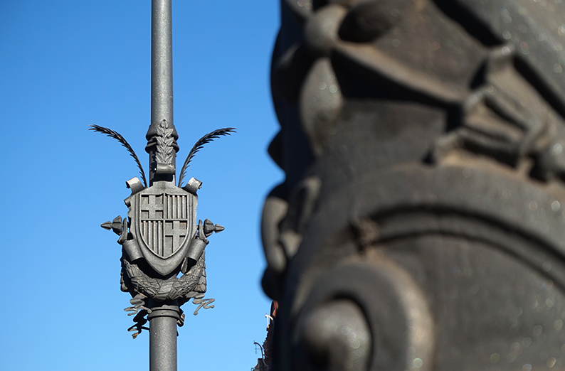 Astes passeig Lluís Companys.