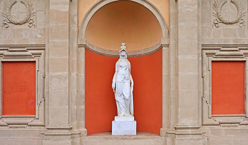 Escultura de Minerva a Barcelona.