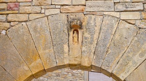 Portal de Santa Maria de Conesa.