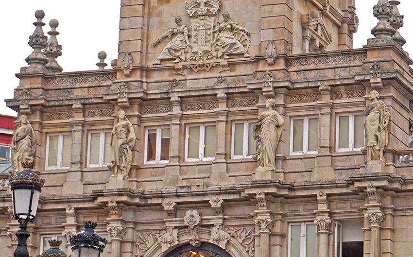 Façana del Palacio Municipal. Segon itinerari per A Coruña