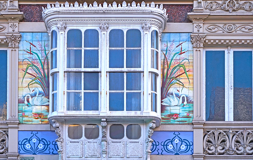 Tribuna de la Casa de los Cisnes d'A Coruña.