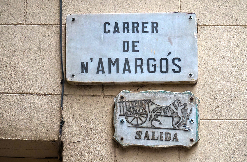 Placa del carrer de n'Amargós