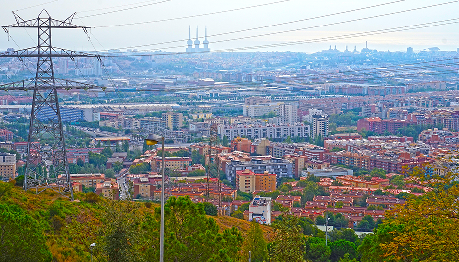 Panoràmica de Barcelona des d'el Castell de Torre del Baró