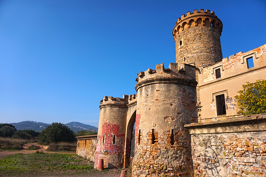 La Torre Salvana de Santa Coloma de Cervelló.