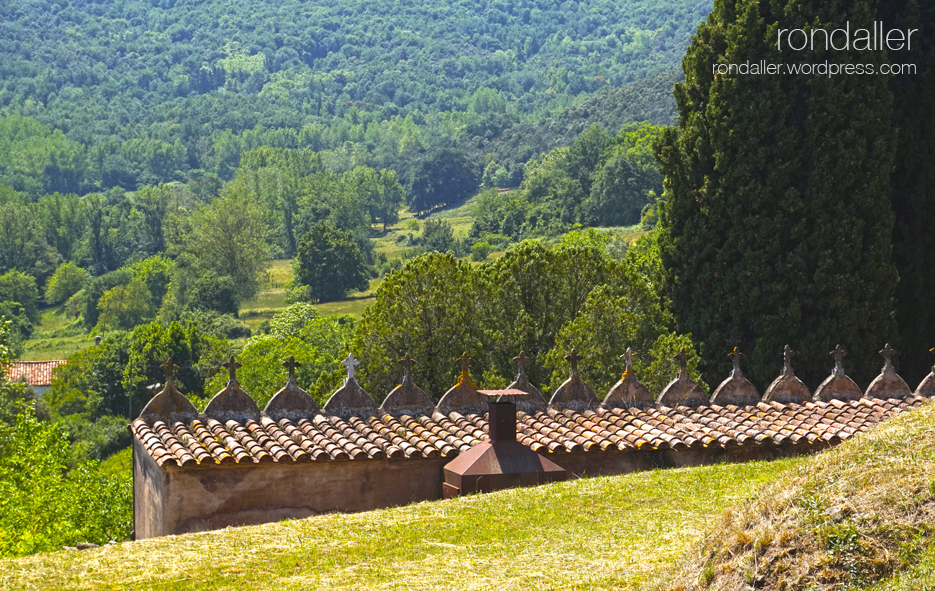 Panoràmica des del cementiri de Santa Pau. Garrotxa