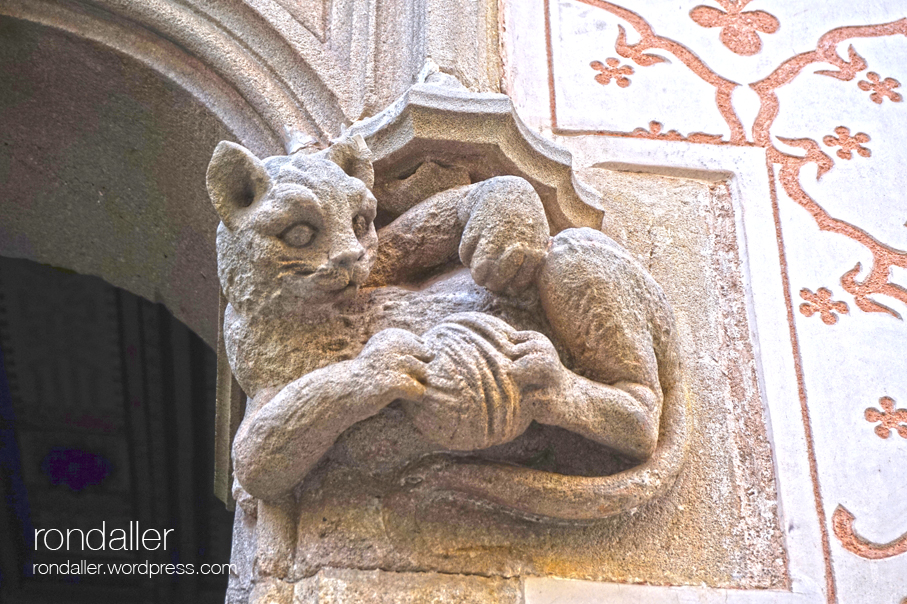 Casa Coll i Regàs de Mataró de Puig i Cadafalch.