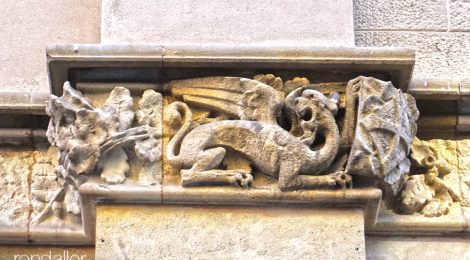 església Mare de Déu del Rosari, Ausiàs Marc 54, Barcelona, neogòtic, Dominics, griu