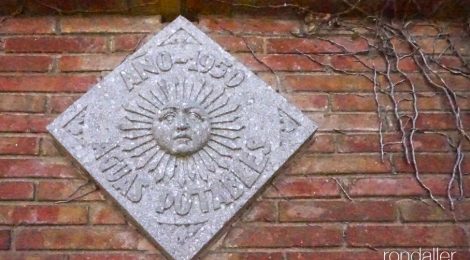 Celrà, Gironès, sol, escut, relleu