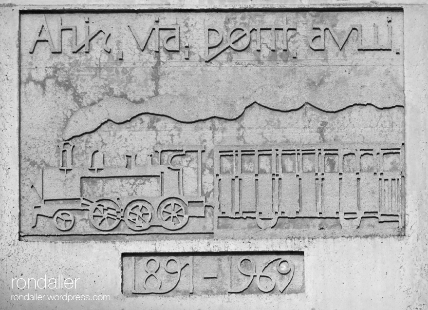 Domènec Fita, monument, carrilet, tren Olot, Amer