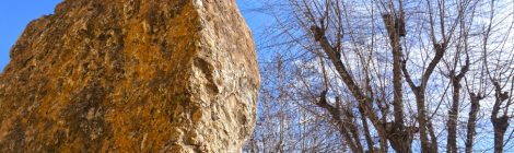 Monument Jaume Almera, Vilassar de Mar, Maresme, roca