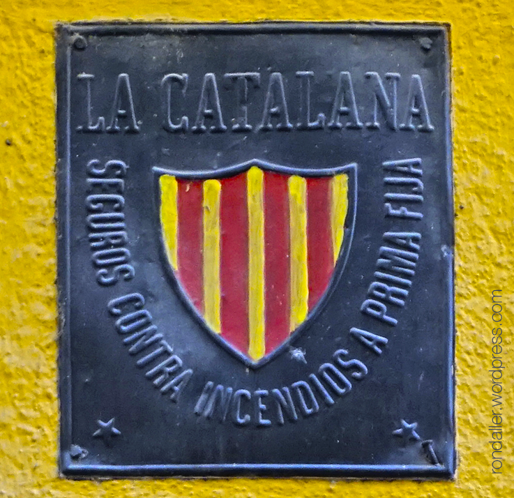 Rajoles d'assegurances d'incendis. La Catalana.