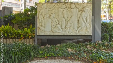 Barcelona, noucentisme, Enric Casanovas, relleu, Sarrià Sant Gervasi