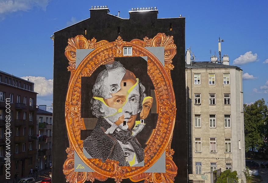 Itinerari per Varsòvia. Mural que ocupa la mitgera d'un bloc de pisos, amb el retrat de Mozart.