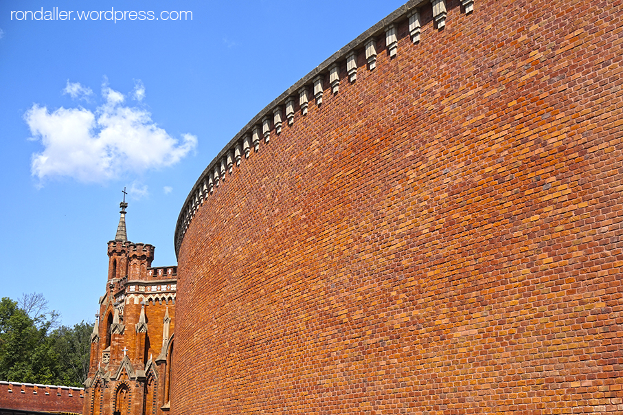 Itinerari per Cracòvia. Mur exterior de mao vist de la fortalesa del mont Kościuszko, construida al segle XVII.