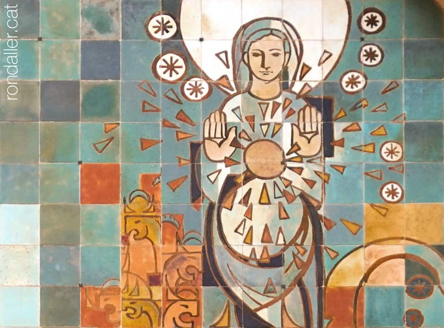 Mosaic de Santa Eulàlia d'Esparreguera, realitzat el 1950 pel ceramista Enric Serra i Abella.