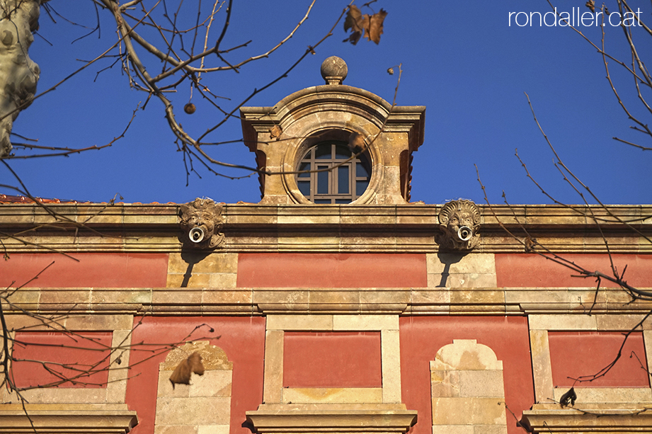 Edifici del Parlament de Catalunya al Parc de la Ciutadella de Barcelona.