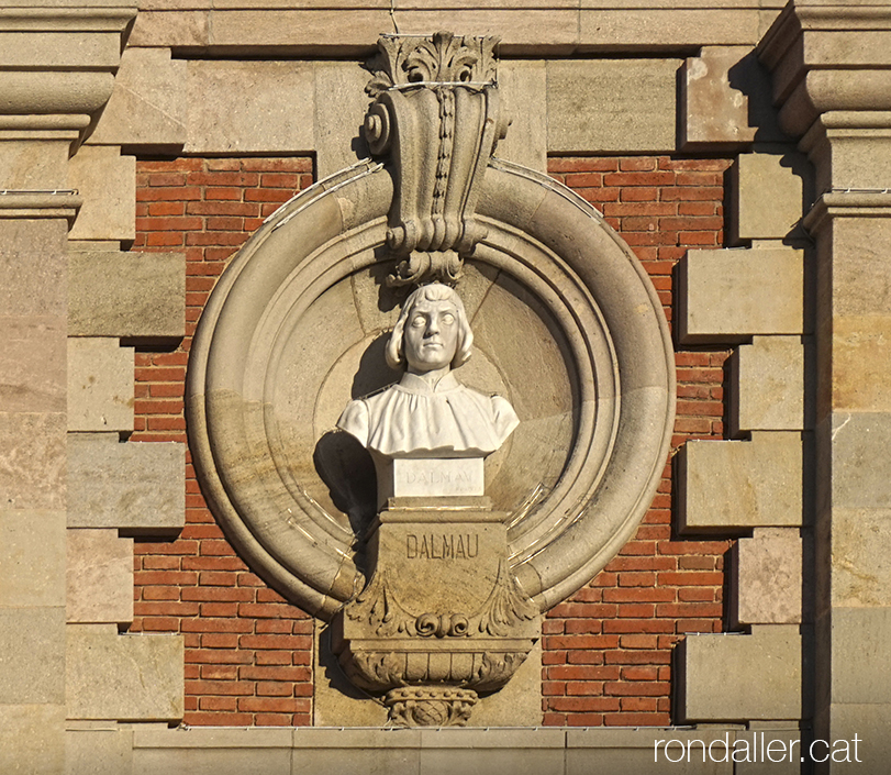 Bust de Lluís Dalmau al Parc de la Ciutadella de Barcelona.