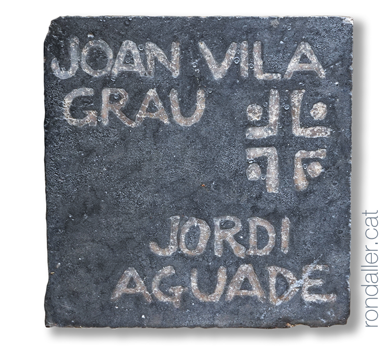 Signatura de Joan Vila Grau i Jordi Aguadé.