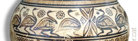 Ceràmica amb motius animals al Museu Arqueològic d'Atenes a Grècia.