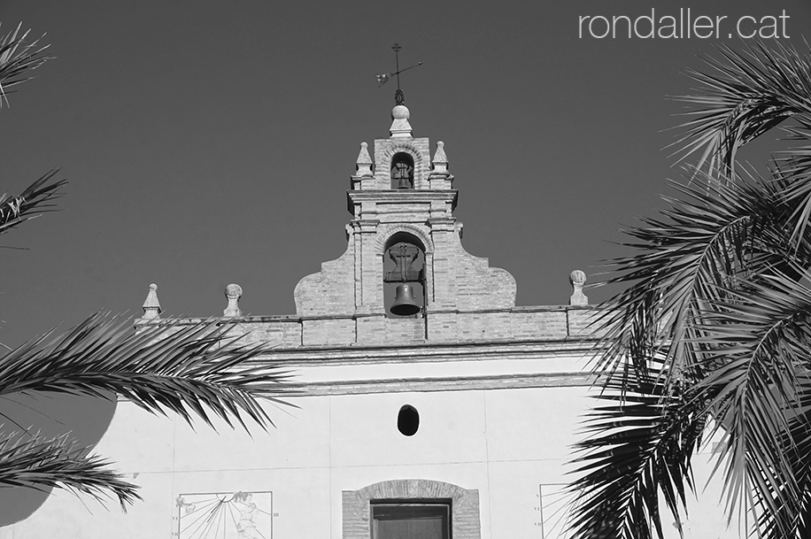 Ermita de Santa Bàrbara de Moncada. Detall del campanar.