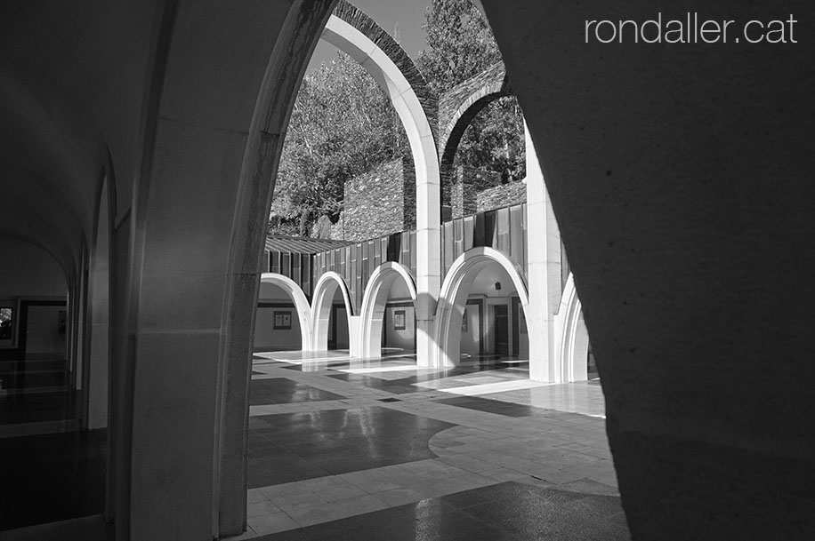 Santuari de Meritxell a Andorra projectat per Ricardo Bofill.