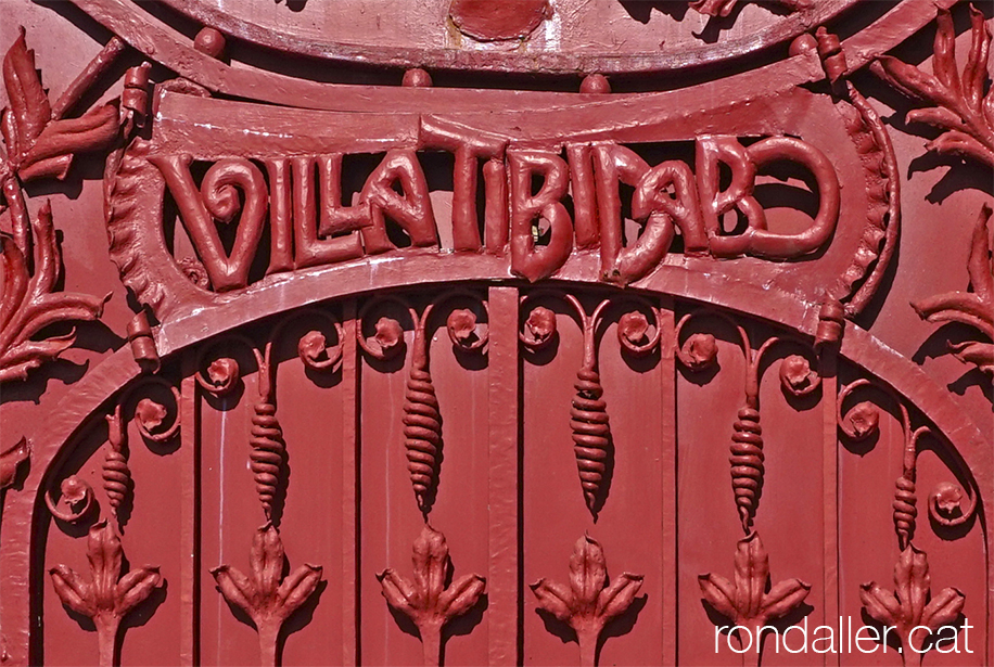 Porta modernista de la Villa Tibidabo, del 1912.