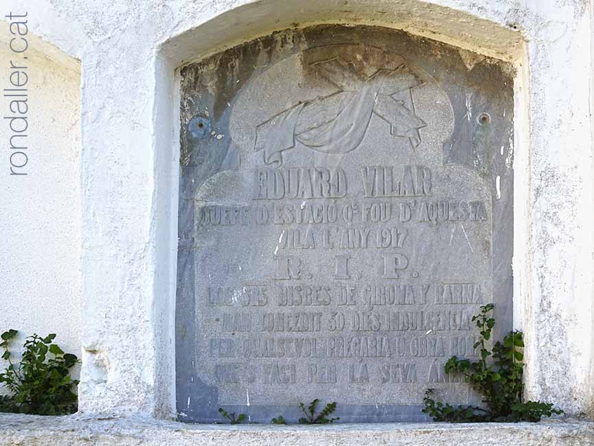 Cementiri de Malgrat de Mar. Nínxol d'Eduard Vilar.