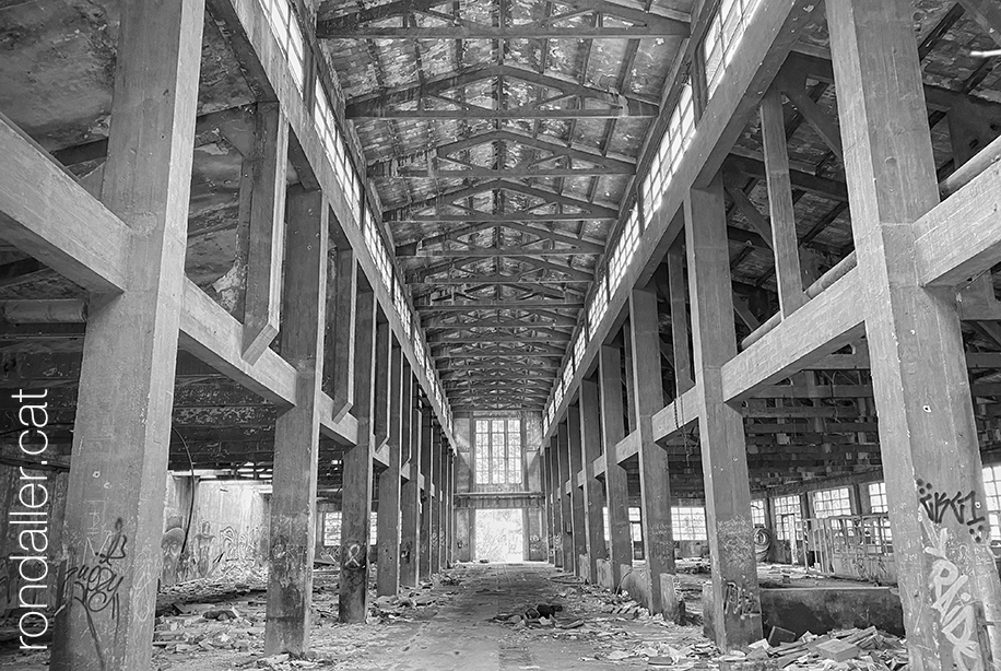 Carbones de Berga, S.A. Interior de la nau principal.