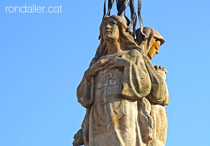 Escultura d'Alfons Juyol que representa la virtut de l'esperança.