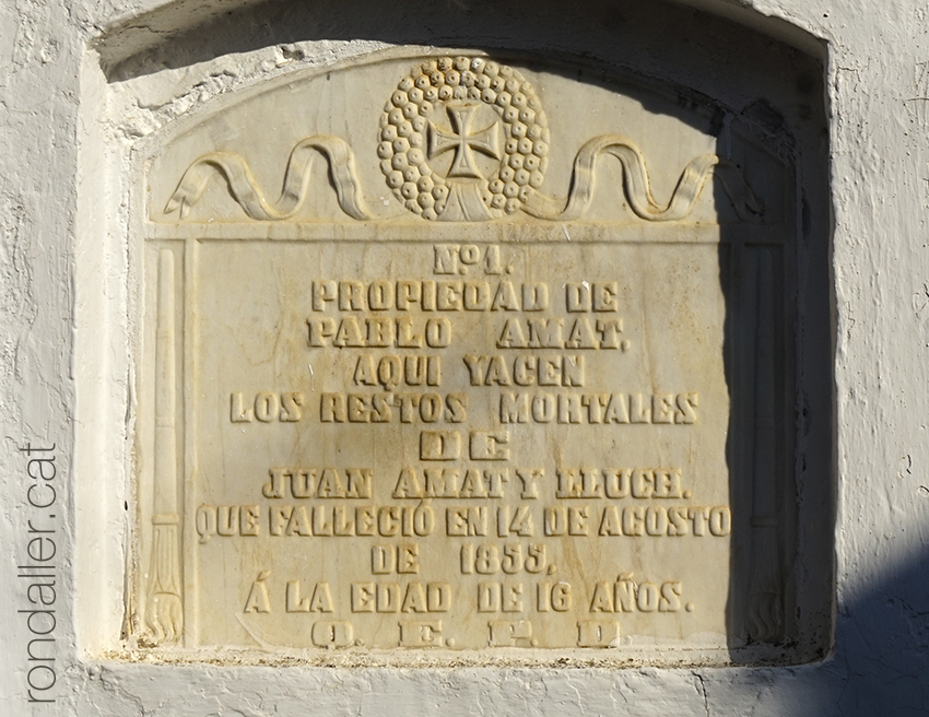 Itinerari pel cementiri de Vilassar de Mar. Nínxol de Pablo Amat.