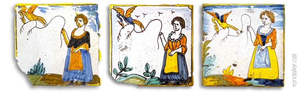 Rajoles de la dona i l’ocell de la Casa Museu Santacana de Martorell.