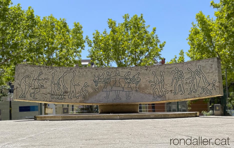 Monument als emboscats de Solsona a la plaça del Camp.