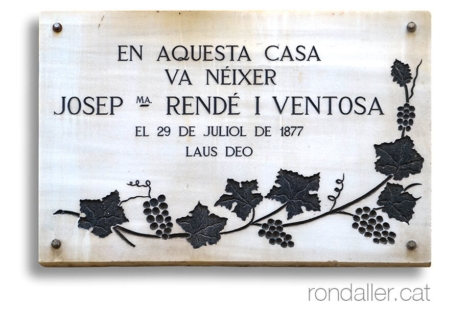 Itinerari per lEspluga de Francolí. Placa commemorativa del neixement de Josep Maria Rendé.