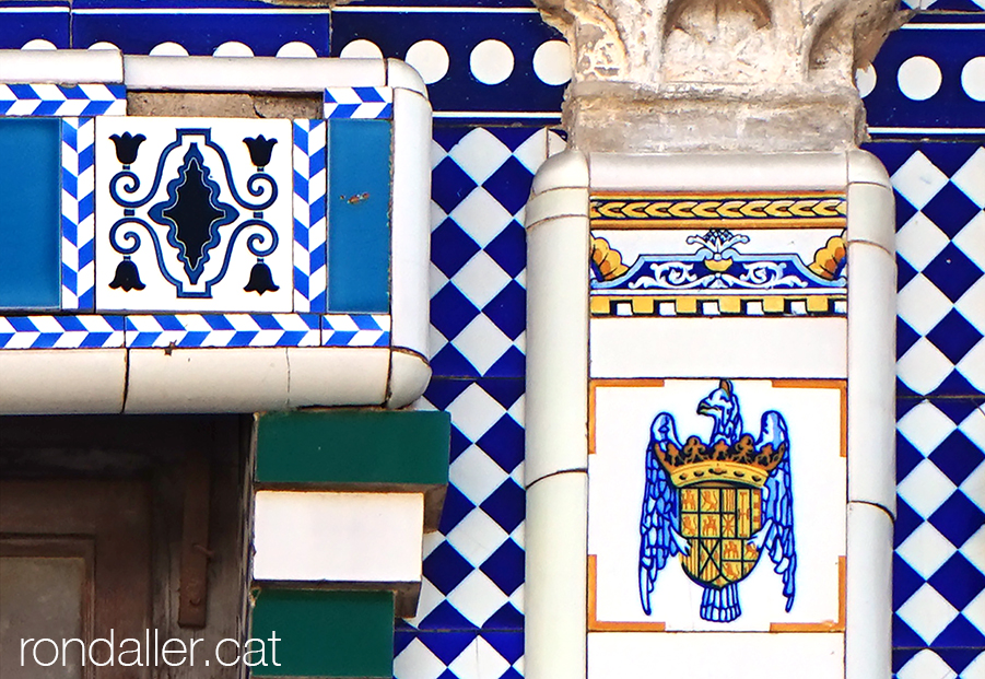 Rajoles de mostra al barri del Cabanyal.