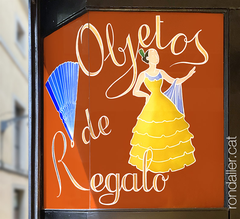 Casa Massias a Olot. Un dels rètols art-déco.
