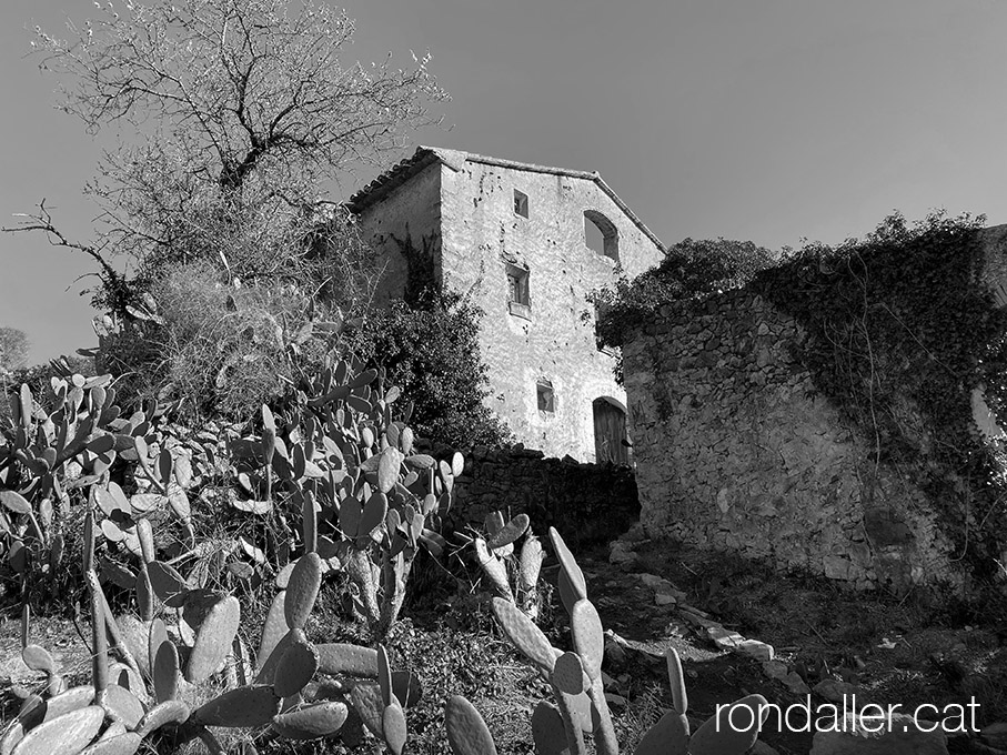 Nucli de Marmellar, un despoblat dins del terme del Montmell.