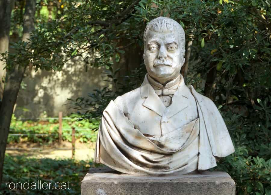 Bust de marbre del polític i banquer Evarist Arnús.