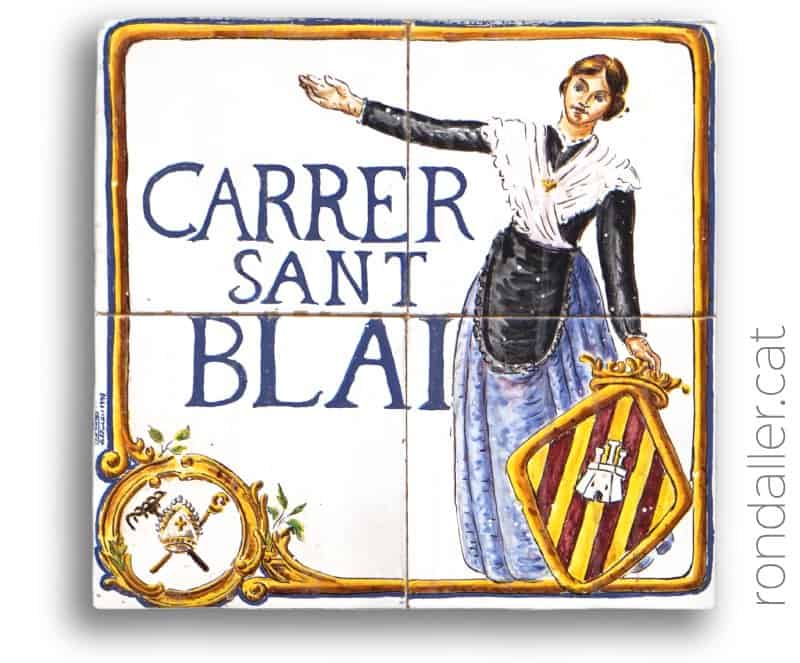 Passeig per Castelló de la Plana. Rètol ceràmic del carrer de Sant Blai.