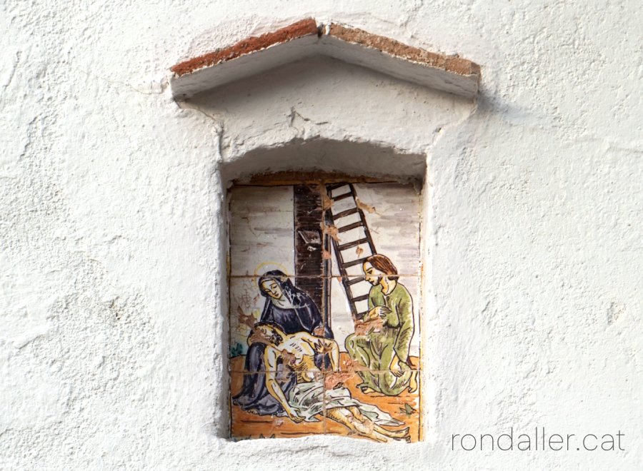 Viacrucis a Can Ramoneda, habitatge a Esplugues de Llobregat.