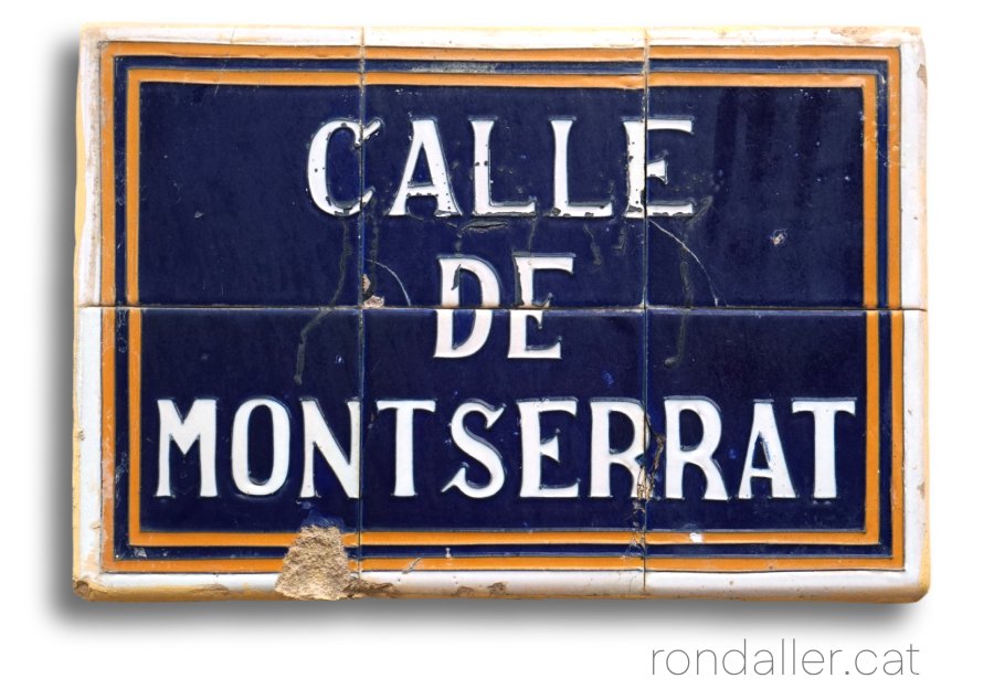 Plafó ceràmic amb el nom del carrer de Montserrat al Turó de la Sagrera.