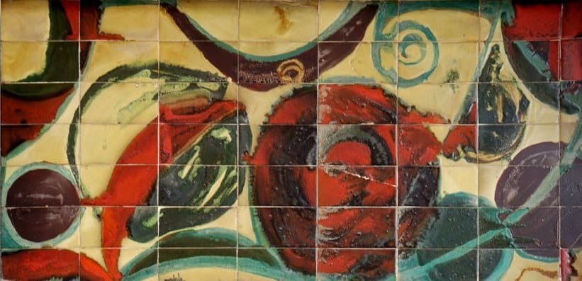 Murals ceràmics de Madola a Vilafranca del Penedès.
