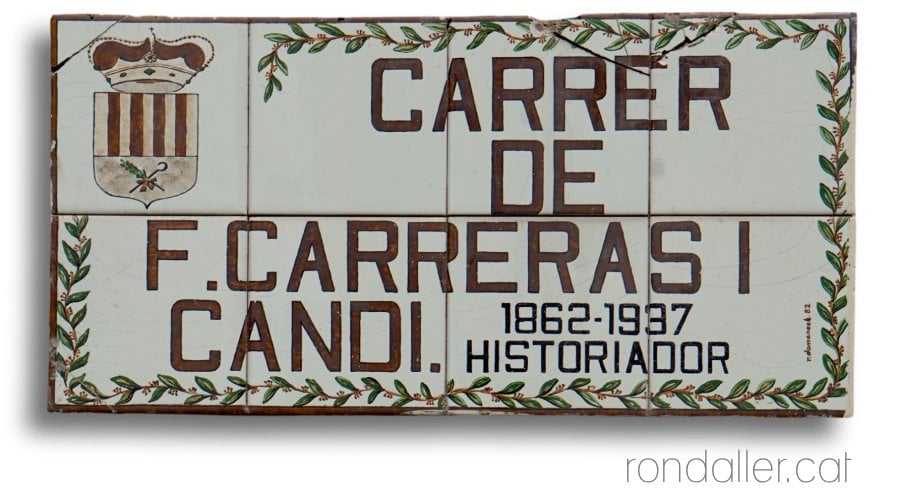 Placa de carrer a Argentona feta per Ricard Domènech el 1982.