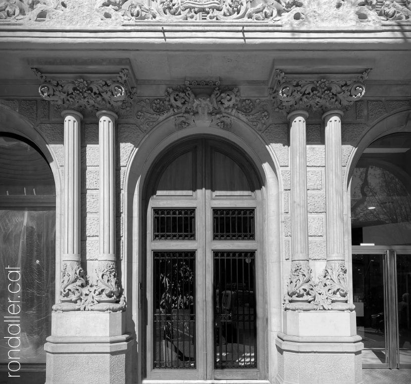 Casa Victorià de la Riva, projectada el 1897 per Enric Sagnier.