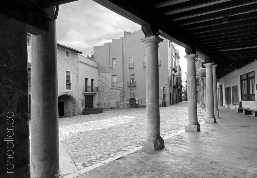 Ttinerari per Alcover. Panoràmica de la plaça Nova.