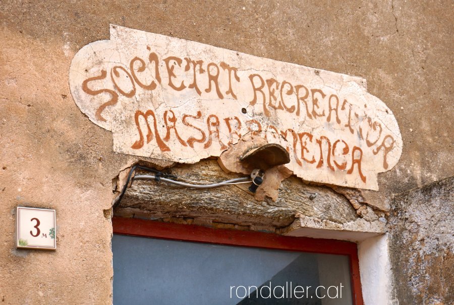 Portal de la Societat Recreativa Masarbonenca.